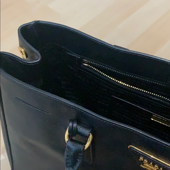Authentic Prada Bag - Picture 11 of 14